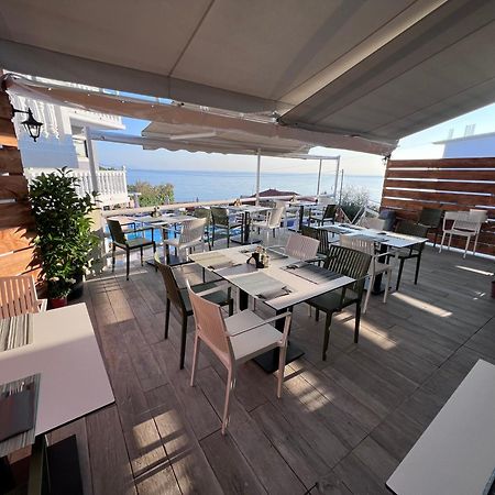 Amarylis Beachfront Studios Amoudi Exterior foto